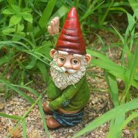 Cute Creative Urinating Gnome Statue Resin Crafts White Bearded Old Man Dwarf Sculpture Christmas Garden Courtyard Decoration