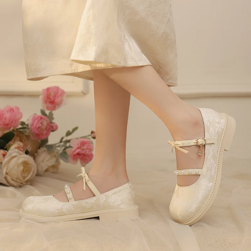 TQBTDL 2025 Nuove scarpe Mary Jane con cinturino per ragazze Taglio ampio con borchie Cintura con fibbia Cintura cinese Hanfu Party Princess Pumps