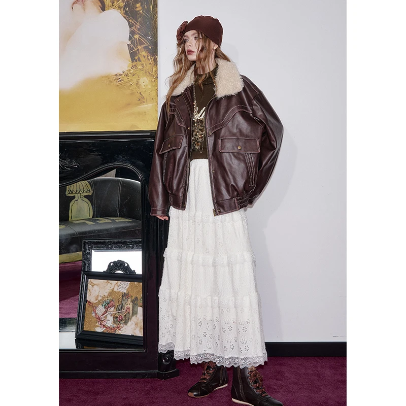 ELFSACK 2025 خريف جديد وصول Y2K كول الفاكهة طباعة المرقعة صالح كم كامل تي شيرت للمرأة