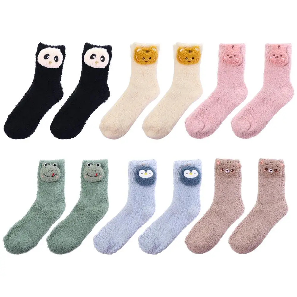 Chaussettes de sol respirantes et épaisses, lapin ours, Style coréen, pingouin, bonneterie de dessin animé, chaussettes en molleton de corail pour femmes, chaussettes grenouille