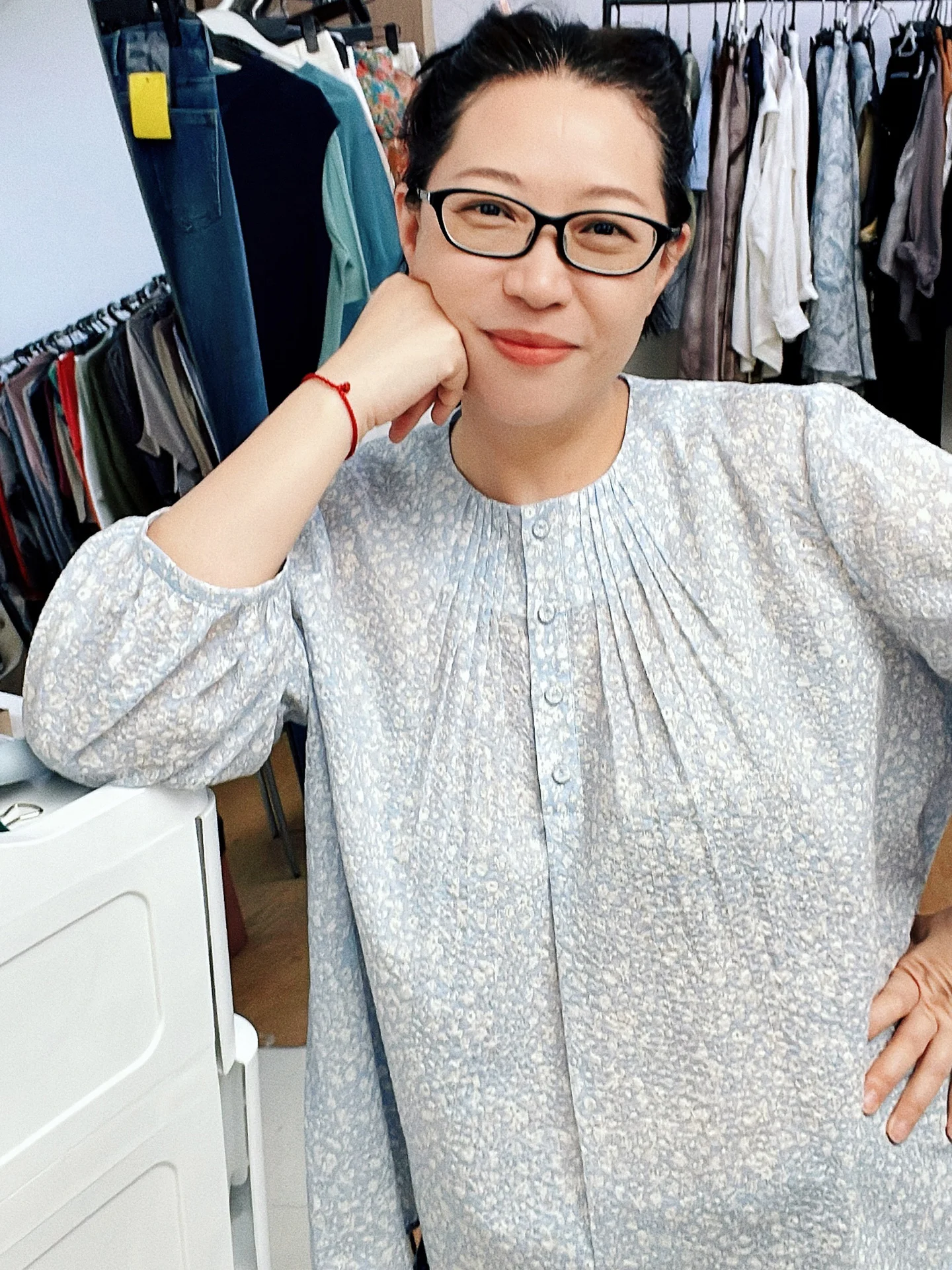 

Slimming Bubble Shirt Floral Tuck Design Cotton Casual Shirt Women's Loose Fit Long Sleeve round Neck Printed Cotton Shirt