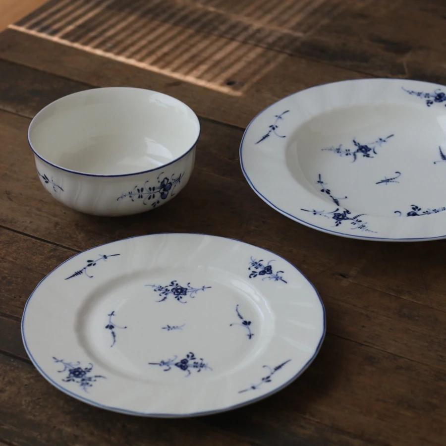 

Classic Luxembourg Series Underglaze Blue Pattern Dining Set Coffee Cup Dish Bowl Relief Engraving Floral Ceramic Plate