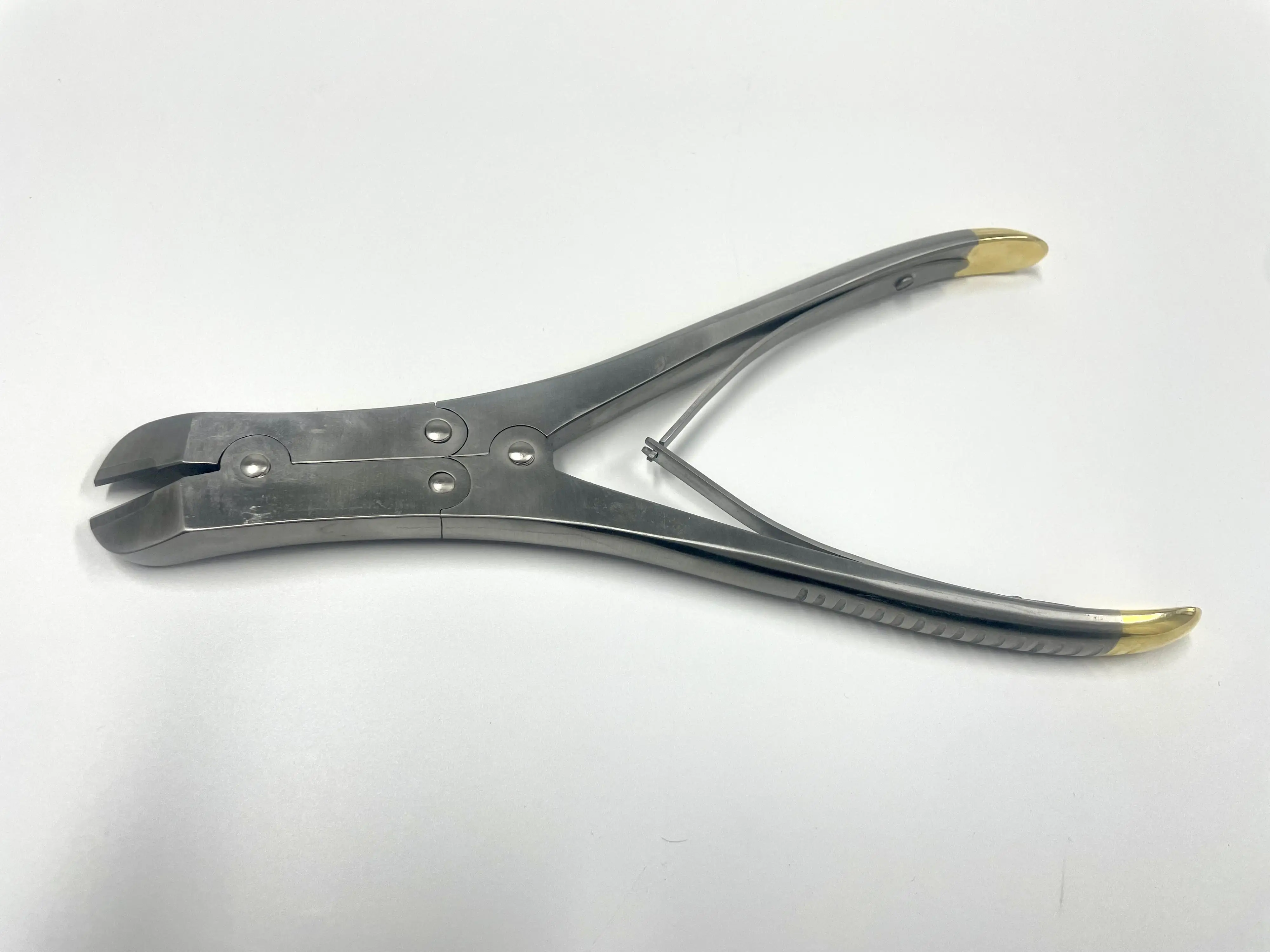 

Veterinary Inlaid Bevelled Cutting Scissors, Orthopaedic Instruments