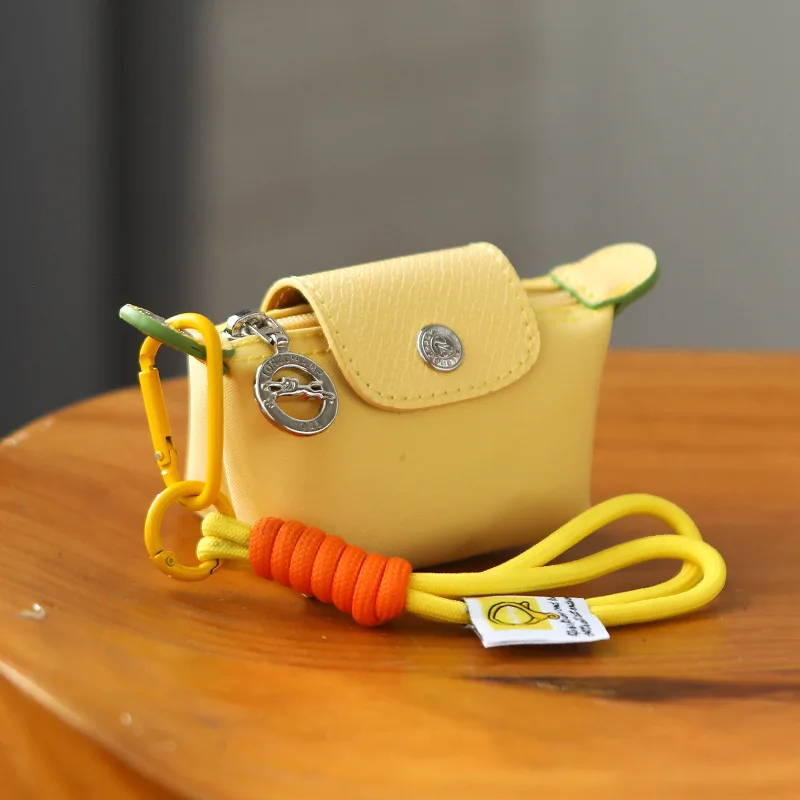 Super Mini Dragon Fragrance Dumpling Bag 2024 New French Nylon Leather Change Headphones Lipstick Key Small Hanging Bag