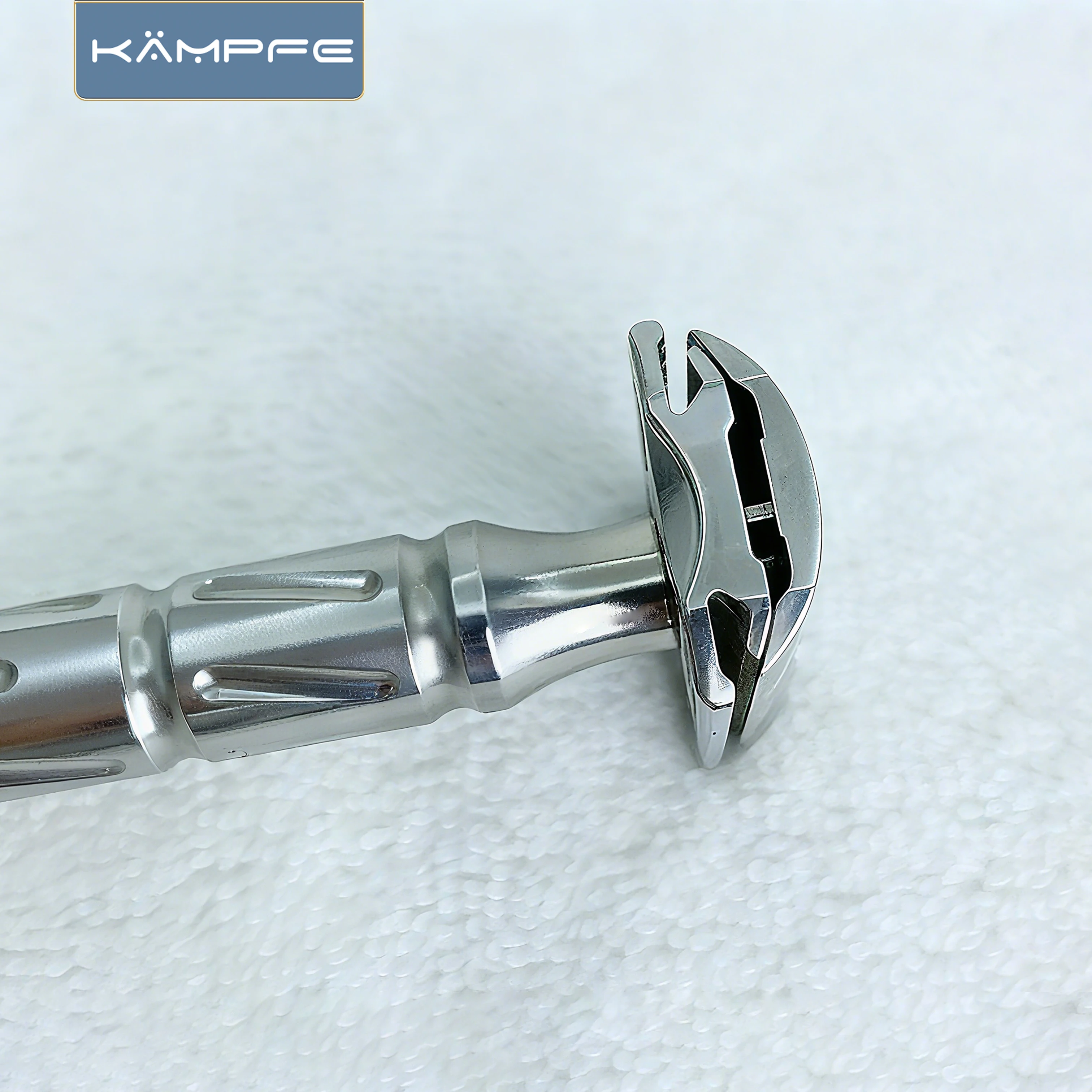 ماكينة حلاقة KAMPFE ذات حافة مزدوجة آمنة للرجال مصنوعة من الفولاذ المقاوم للصدأ بدقة CNC لتشذيب الوجه للحلاقة بشكل سلس #6