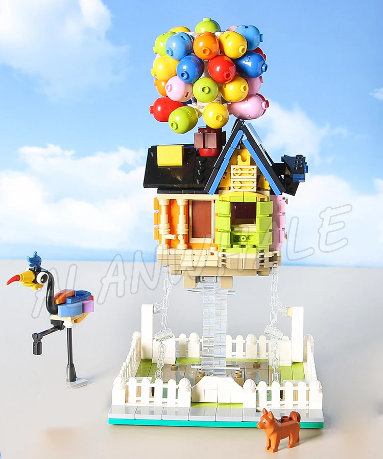 686pcs Ideas Balloon House Flying Up Home Garden Sky Adventure 7025 Building Block Sets Compatible With Model