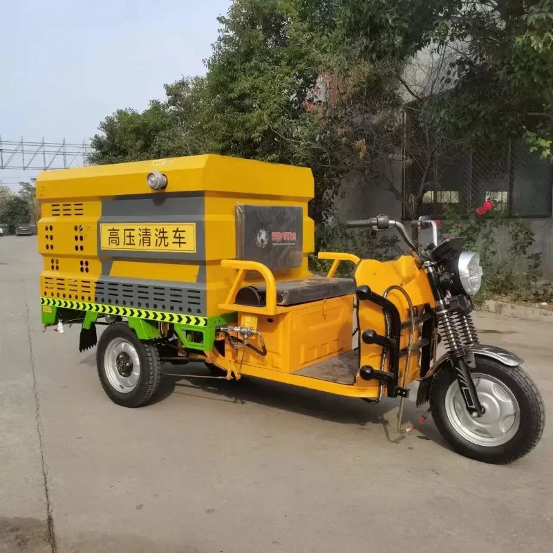 Electric three-wheel cleaning, driveway road flushing, car washing, fog cannon disinfection and maintenance, street trash can