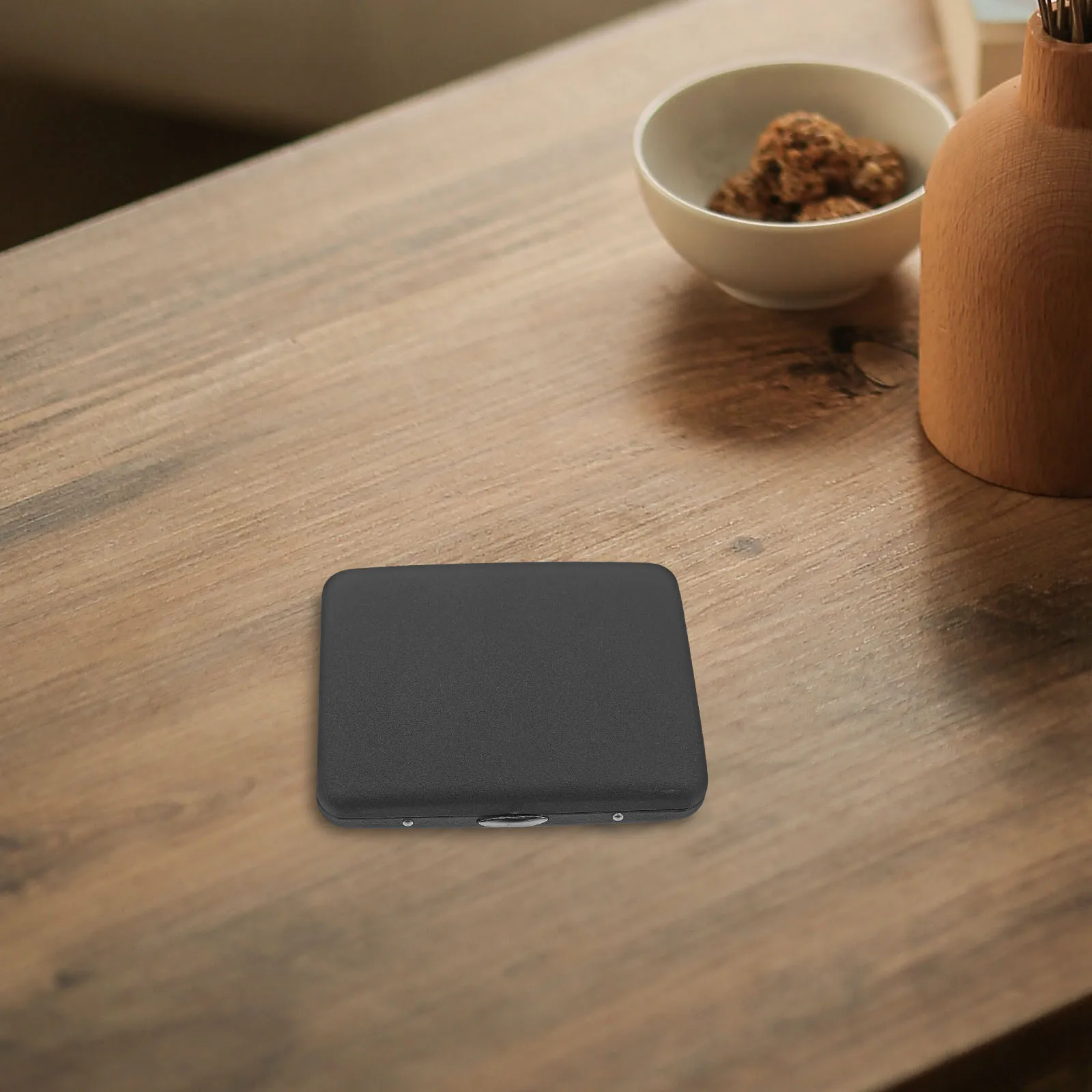 

Box Portable Durable Flip Cover Case For Smoking Storage Container Cigarette Holder Cigarette Container Gift