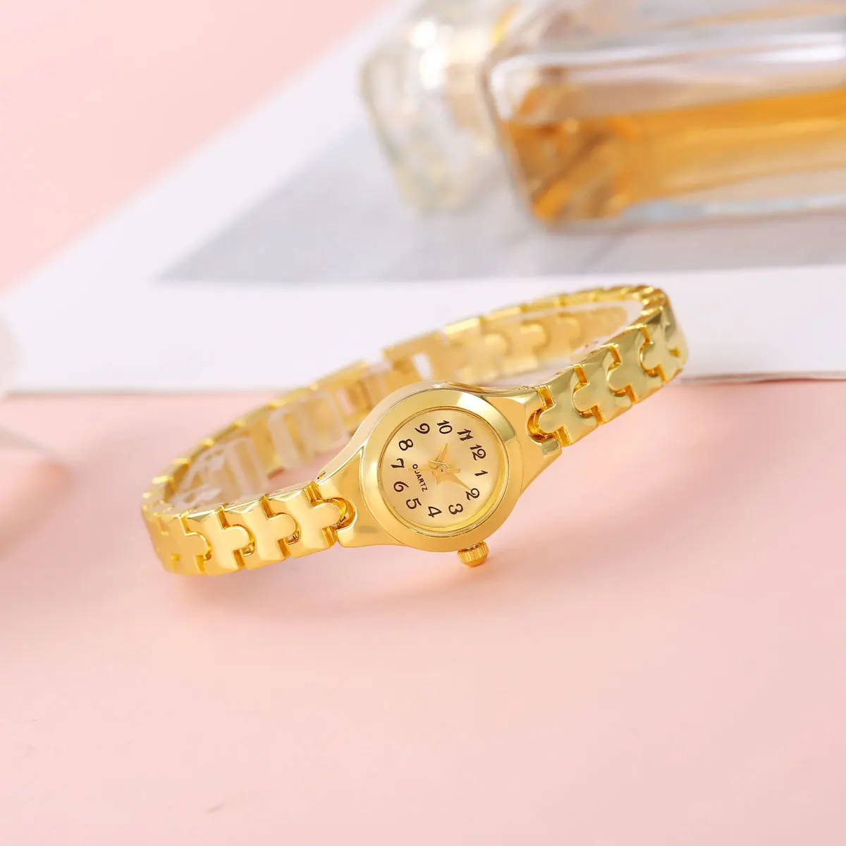 

Luxury Steel Strap Watch Bracelet Women Watches Small Dial Elegant Gold Color Ladies Wristwatches Female Watch Gifts Reloj Mujer