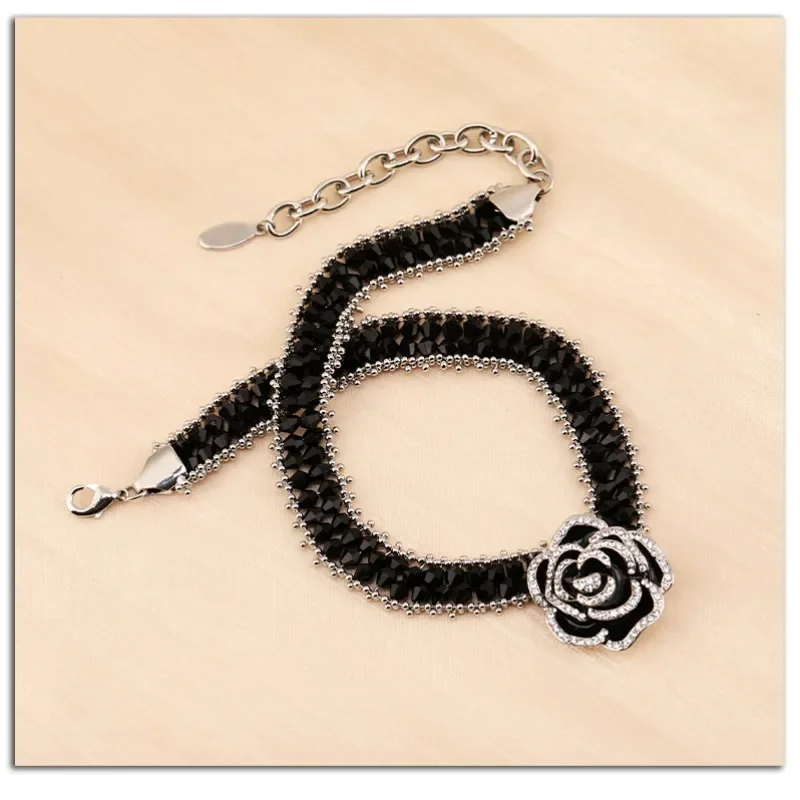 

Элегантное женское колье с кристаллами розового и черного цвета, ожерелье с холодным ветром, простое ожерелье на лесную тематику