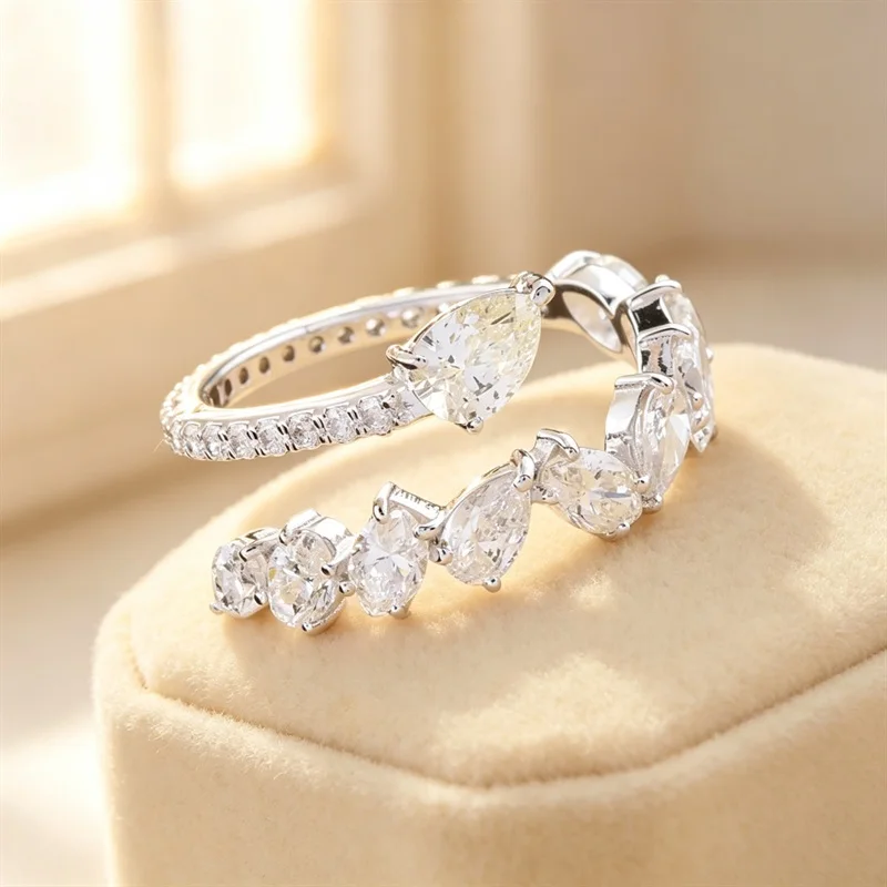 925 Sterling Silber Schicker Stilvoller Verlobungsring für Damen mit Farbigem Brillanz-Zirkonia, Modisches Schmuckstück