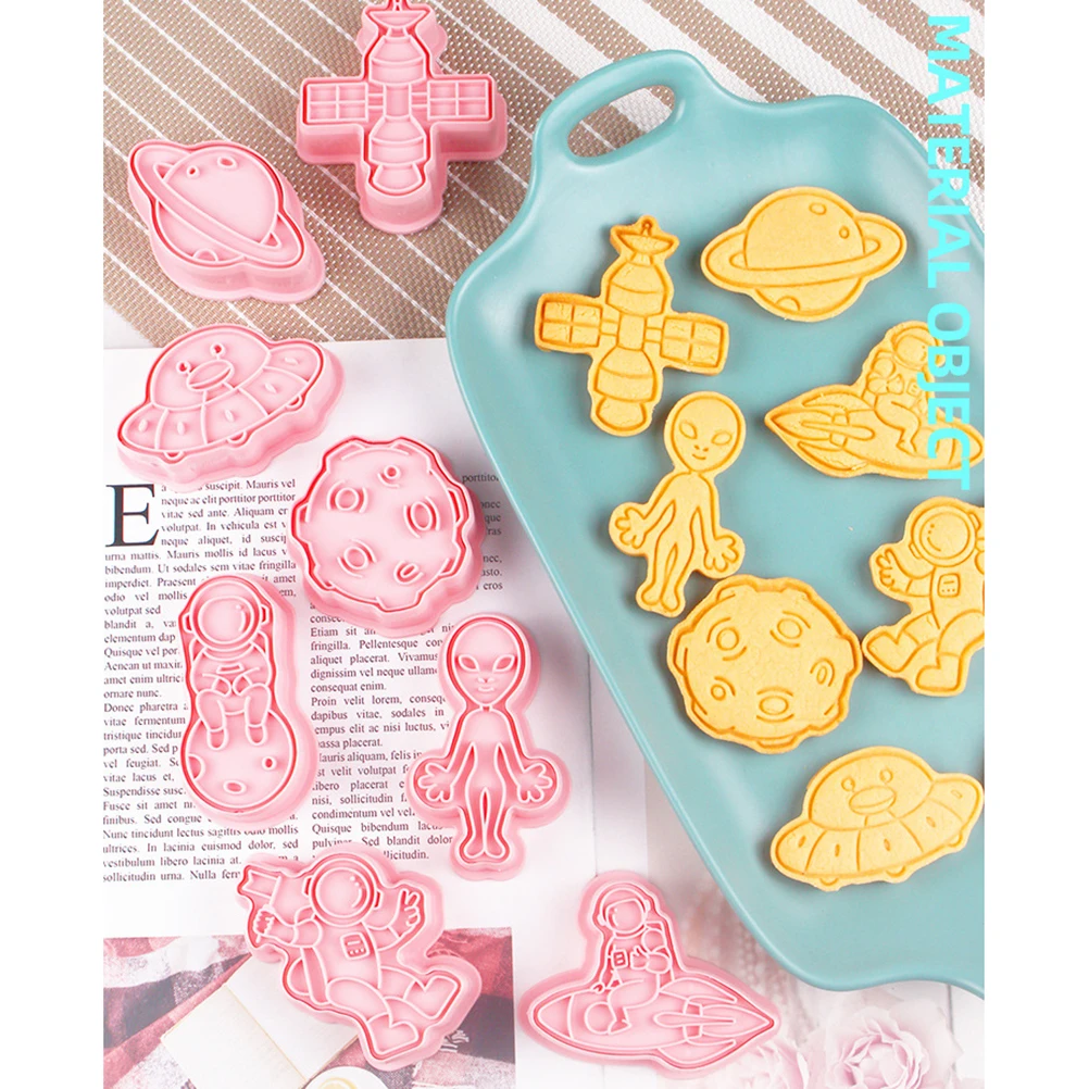 Astronaut Cookie Cutters Set Plastic Biscuits Cutter Molds 3D Plastic Biscuit Press Stamp Molds Cookie Stamp Fondant Cutters