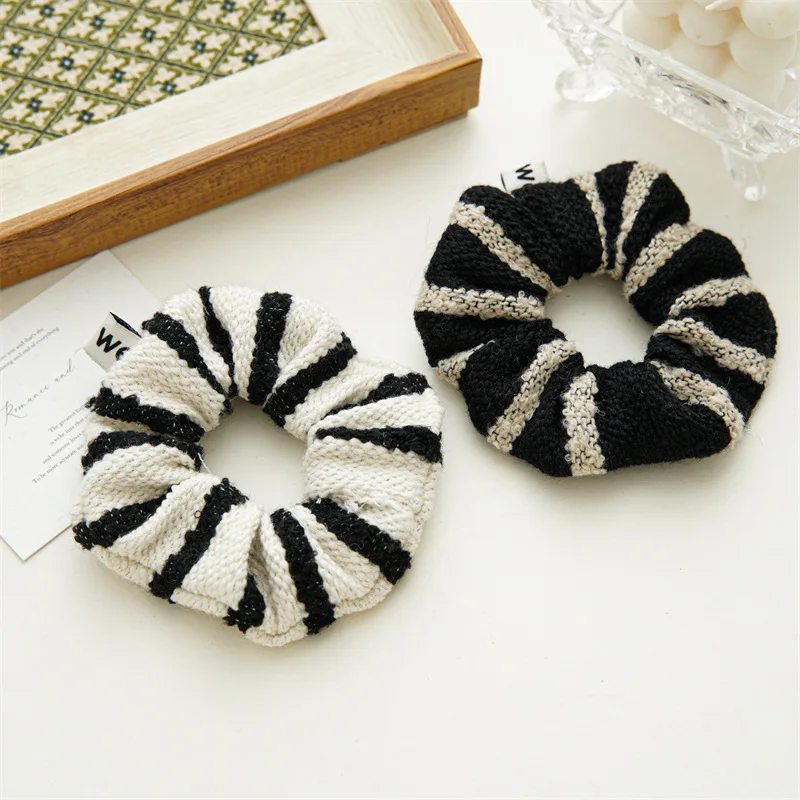 Top Pratique Scrunchies Brand New Elastic Hair Rope Tweed Knitted Elegant Hair Chouchou High Quality Striped Scrunches