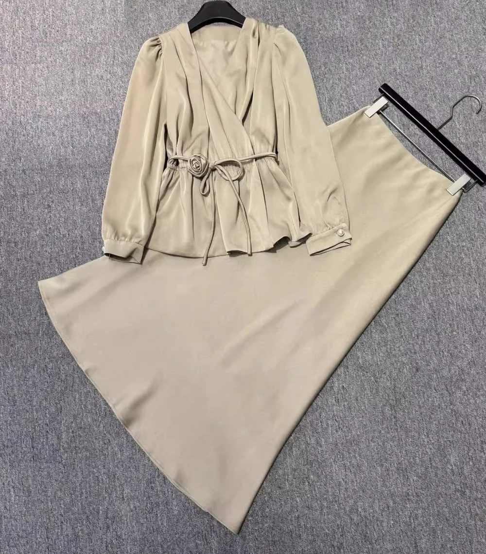 

Top Quality Designer Clothes Set Women Sexy V-Neck Flower Belt Deco Long Sleeve Blouse+High Waist Long Skirt Suit Set Two Piece