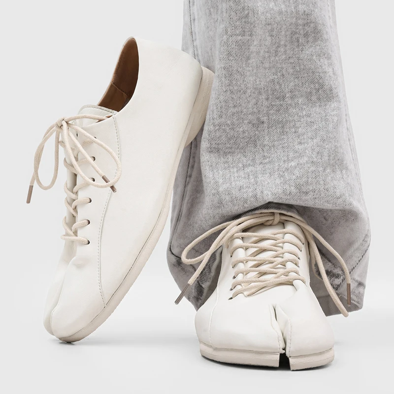 Niche Instagram Style Flat Bottomed Men Thin Soled Horseshoe Shoes New Retro Casual Commuting Shoes Derby Shoes