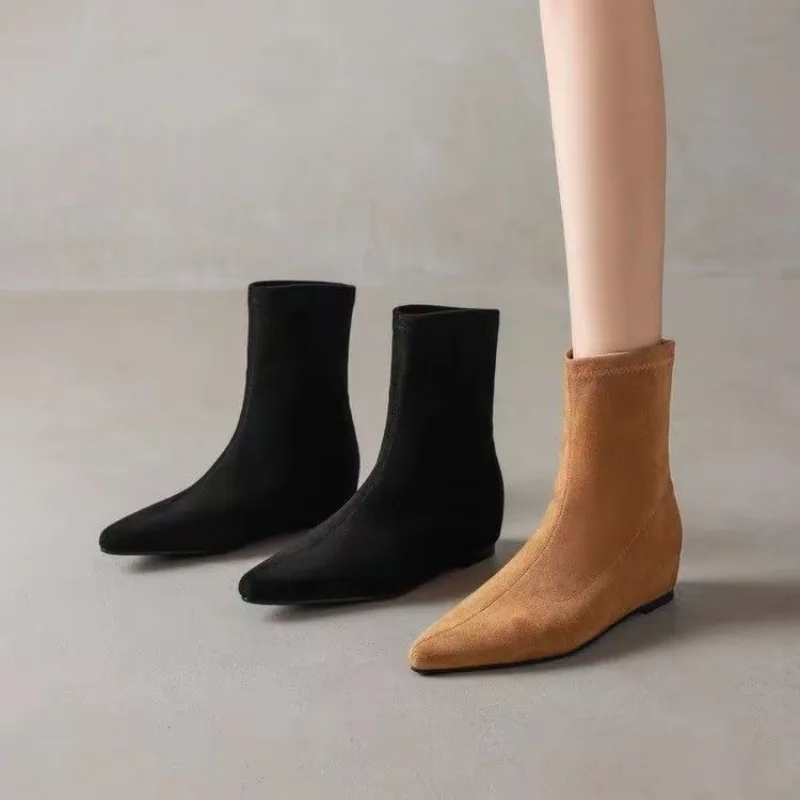 

Модные женские ботинки, увеличивающие рост, короткие сапоги из замши, удобные узкие ботинки для девочек на низком каблуке