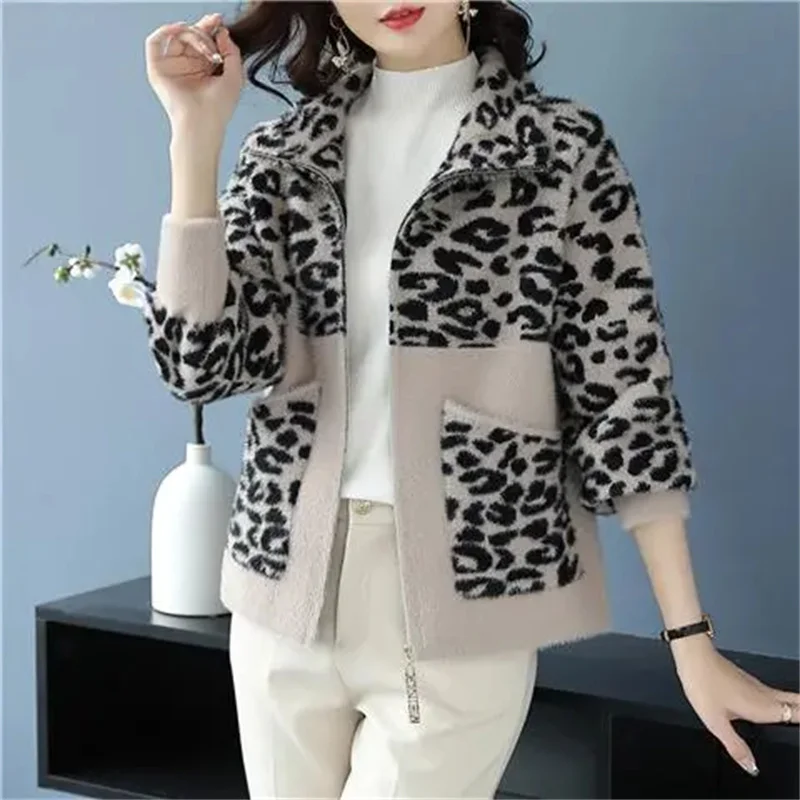 Middle Aged Mother Imitation Mink Velvet Coat Autumn Winter Knitted Sweater Women Large Size Zipper Cardigan Jacket