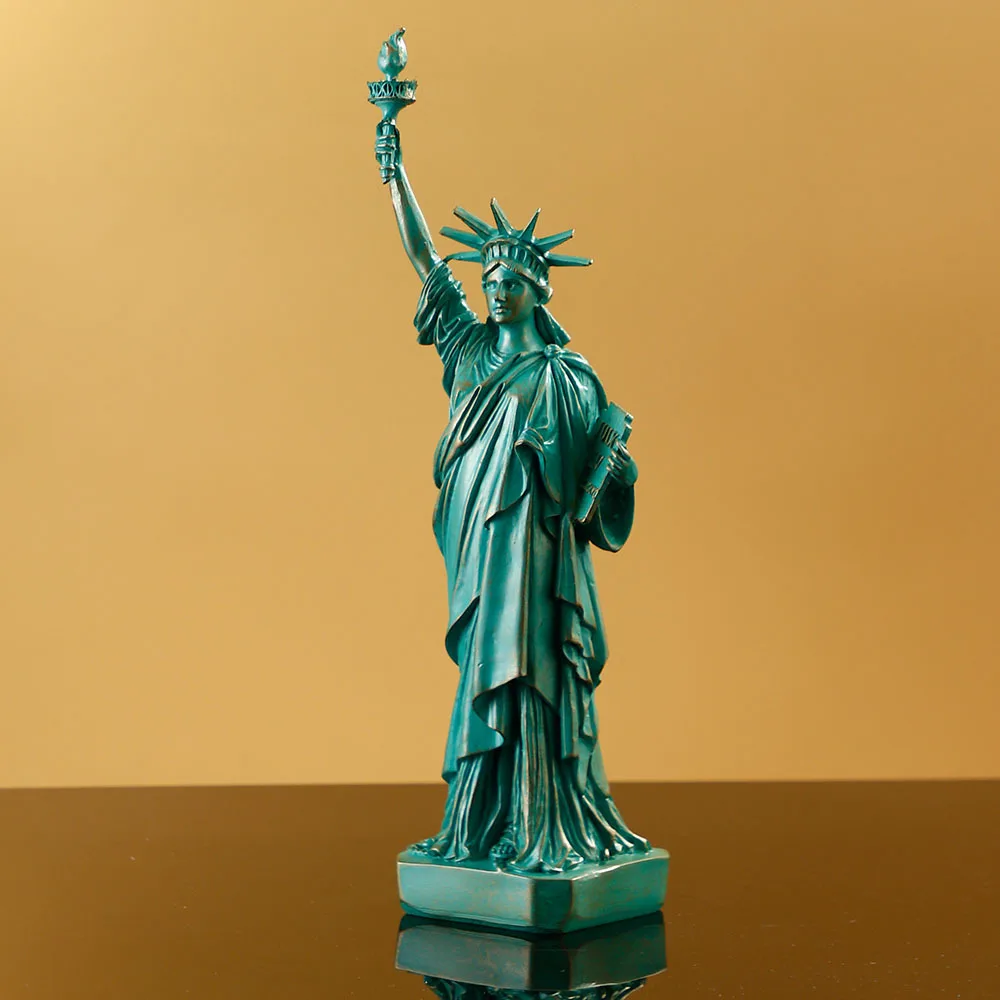 Statue of Liberty Figurine Creative Resin Home Decor Modern Living Room Ornament Craft Gift