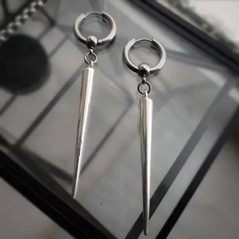 Punk Hip Hop Metal Spike Huggie Hoop Earrings For Men Women Vintage Gothic Silver Color Long Tassel Rivet Pendant Earrings Jewel