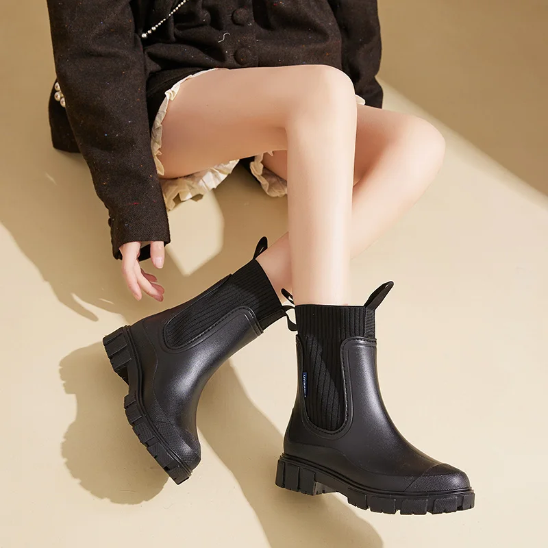 

Comfortable Soft Women's Rain Boots Waterproof Versatile ort Boots Slip-On oes Anti-Slip PVC Material Sweet Sle Mid-Calf