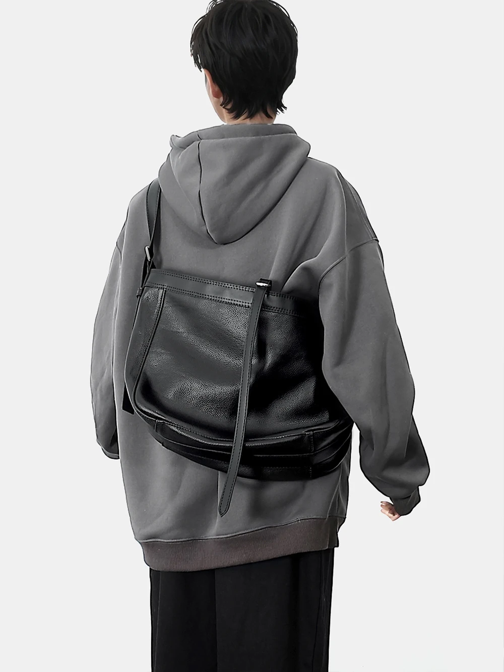 

Fashionable Motorcycle Style High-end Tote Bag Simple And Casual Versatile Large Capacity Portable Single Shoulder Crossbody Bag