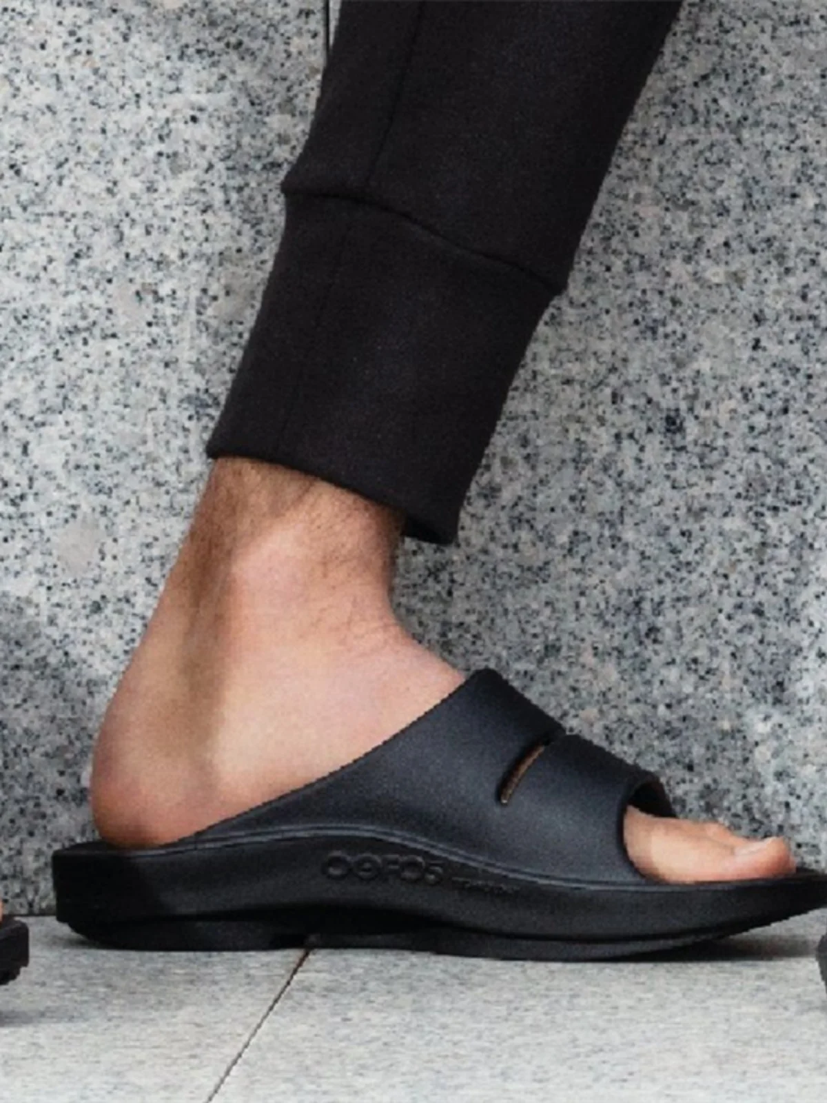 

Oofos ex OOahh Slide Sandals Outdoor Casual Beach oes Противоскользящие мягкие ботинки Износостойкие Thi Bot o Absorptio...