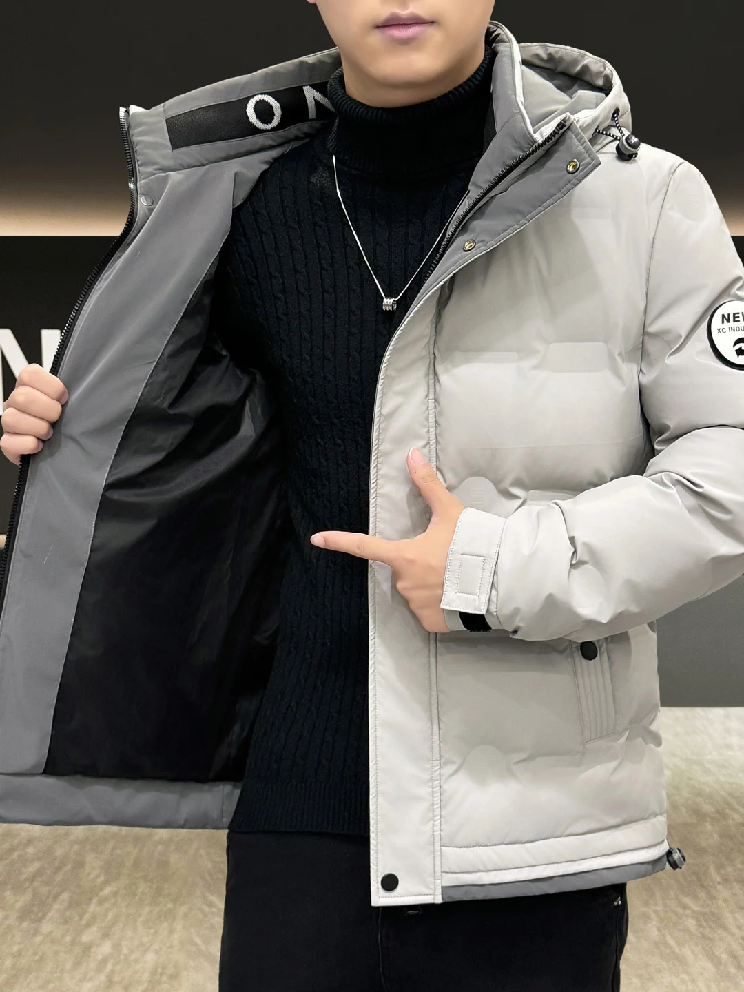 

Мужская утепленная зимняя куртка-пуховик с капюшоном, повседневная, теплая, модная, из полиэфирного волокна