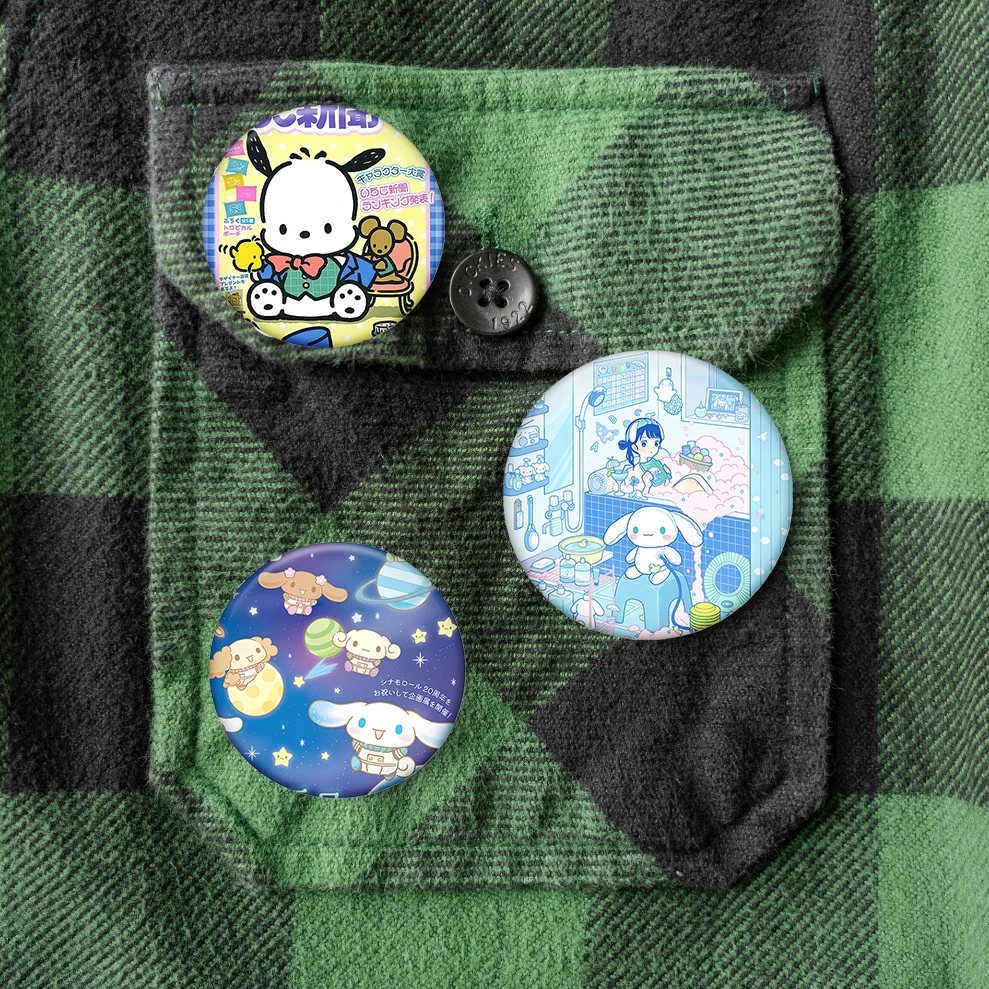 Kawaii Hello Kitty Button Pin Anime Figura Cute My Melody Cinnamoroll Distintivo da bavero Zaino personalizzato Abbigliamento Spilla Regali per i fan