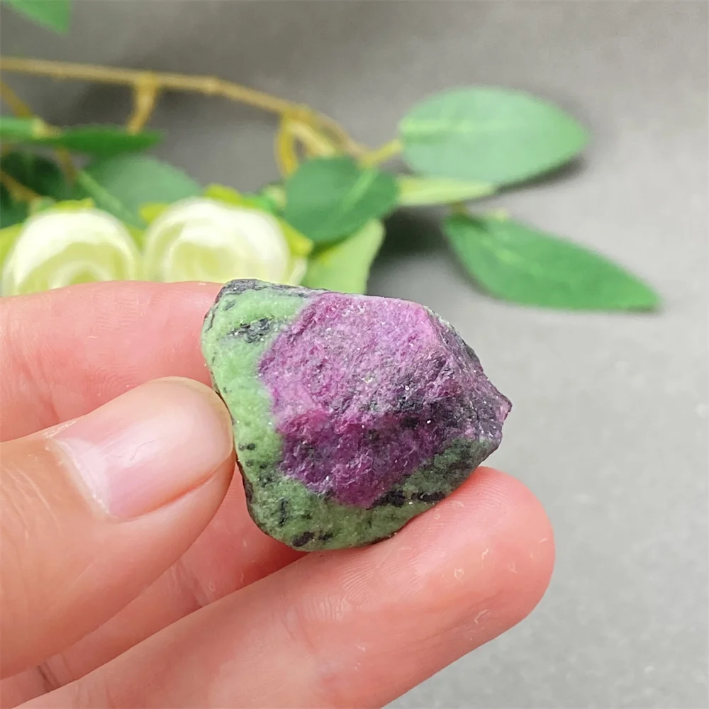 Natural Ruby Zoisite Raw Stones Red Green Treasure Gemstone Healing Crystal for Meditation Reiki Healing Gift