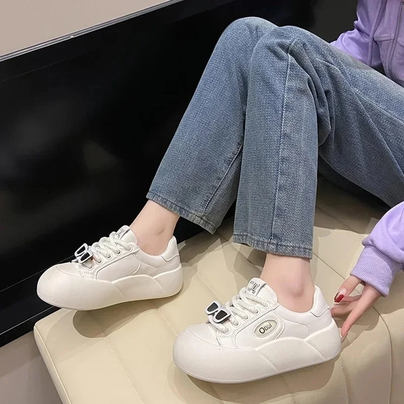 2024 New Designer Cute Women Glasses Sneakers Big Toe Platform Fashion Shoes Slip On Skateboard Walking Tennis For Girls