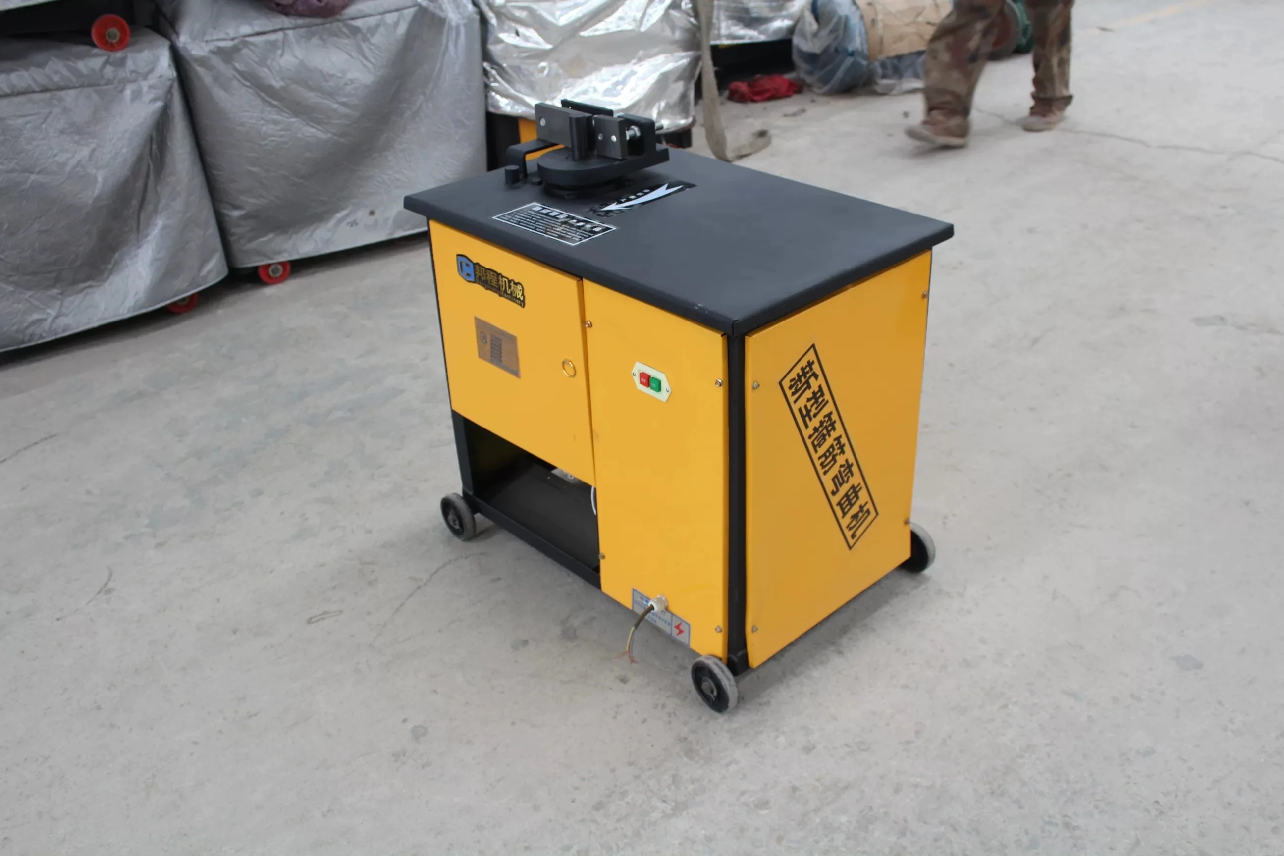 380V Automatic Steel Bar Bending Machine 32mm Construction Material Core Motor Component 1 Year Warranty