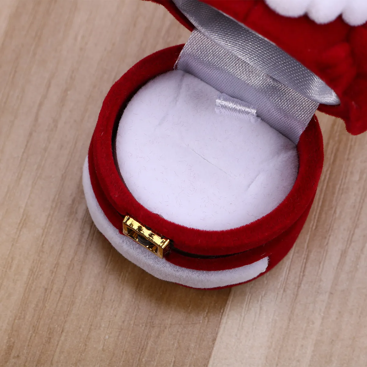 

Santa Storage Box Stylish Ring Jewelry Box Premium Material Lightweight Gift Case Christmas Wedding Mother's Day Gift