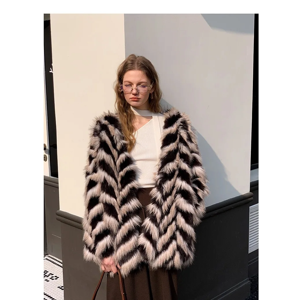 مزاجه النساء الشتاء سترة الفراء الاصطناعي اللون منعت أفخم الإناث تقليد معطف الفرو الشارع أنيق سيدة ايكو معطف الفرو #4