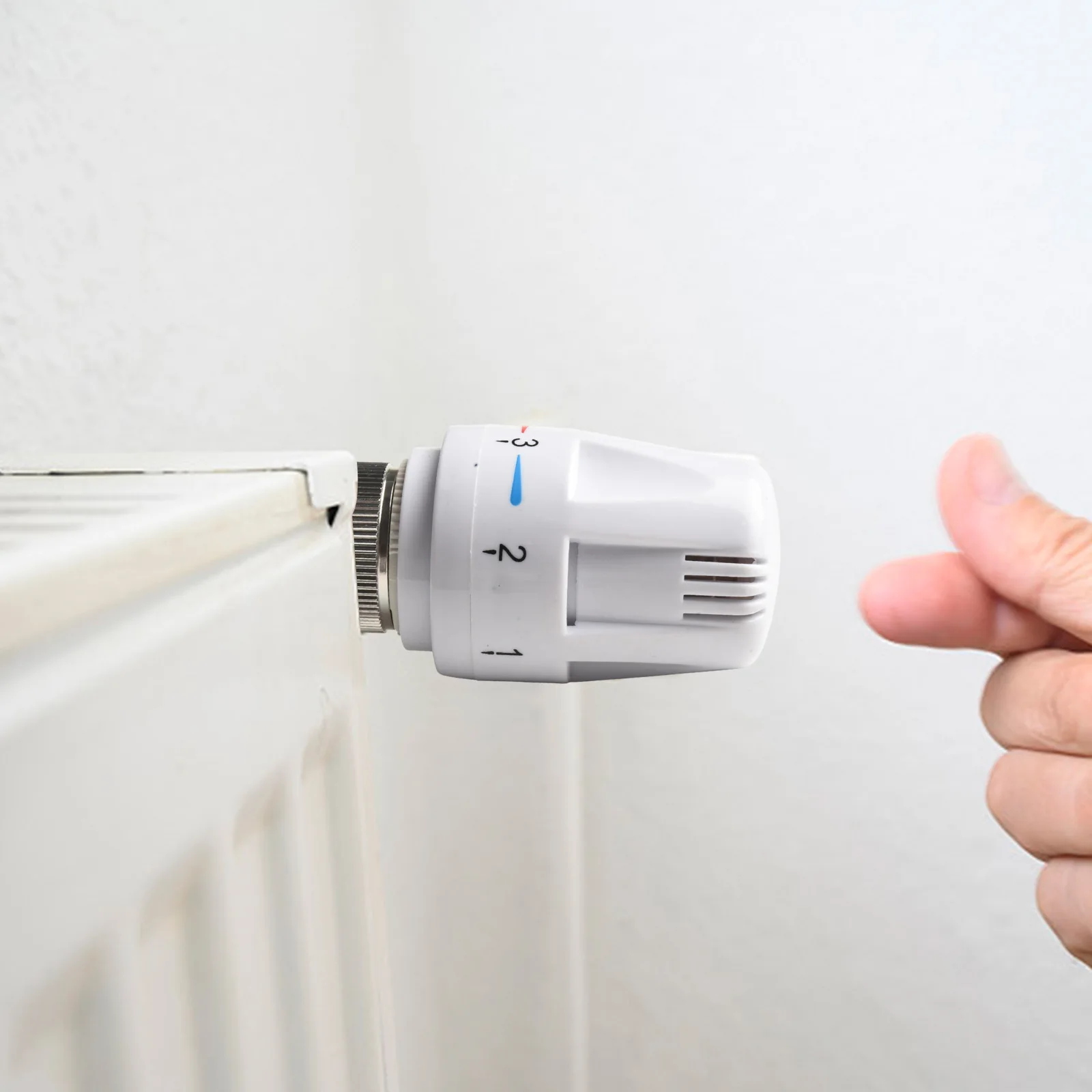 4pcs Thermostatic Thermostatic Radiators Head Adjustable Valve Heating Anti Freeze Protection Temperature Regulation M30x1.5