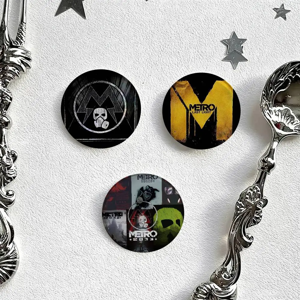 M-Metro Exodus 2033 Last Light   Horror Enamel Pins Creative Brooch Bag Clothes Decorative Accessories Jewelry Badge XMAS Gifts