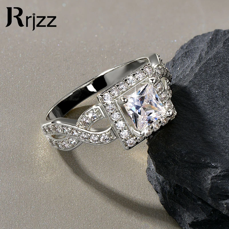 

Rrjzz 1CT Princess Cut CZ Simulated Diamond Wedding Engagement Proposal Ring 14K Gold Plated Square Halo Ring for Bridal Jewelry