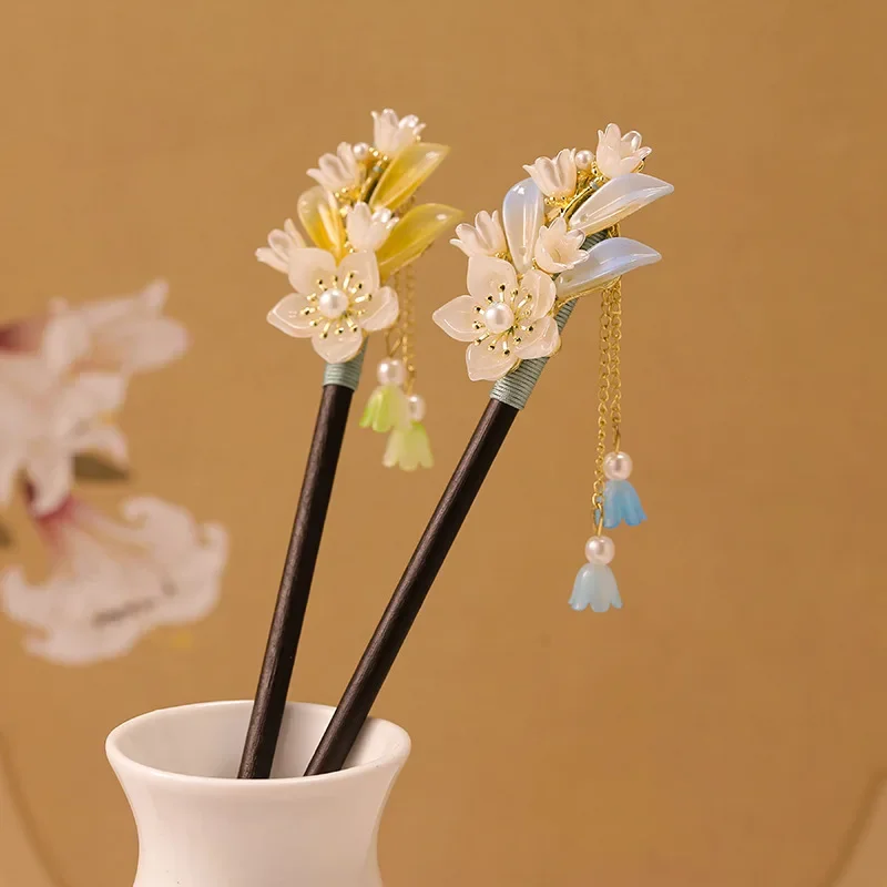 Ethnic Chinese Style Chopsticks Hair Sticks Flower Pieces With Red Stone Wooden Hairpins For Women Female Head Decorations