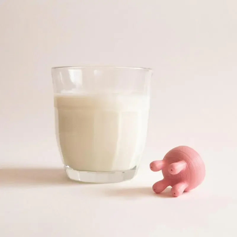 Fun milk carton lid Fun milk splitter milking machine Milk bottle pour spout lid Furniture items