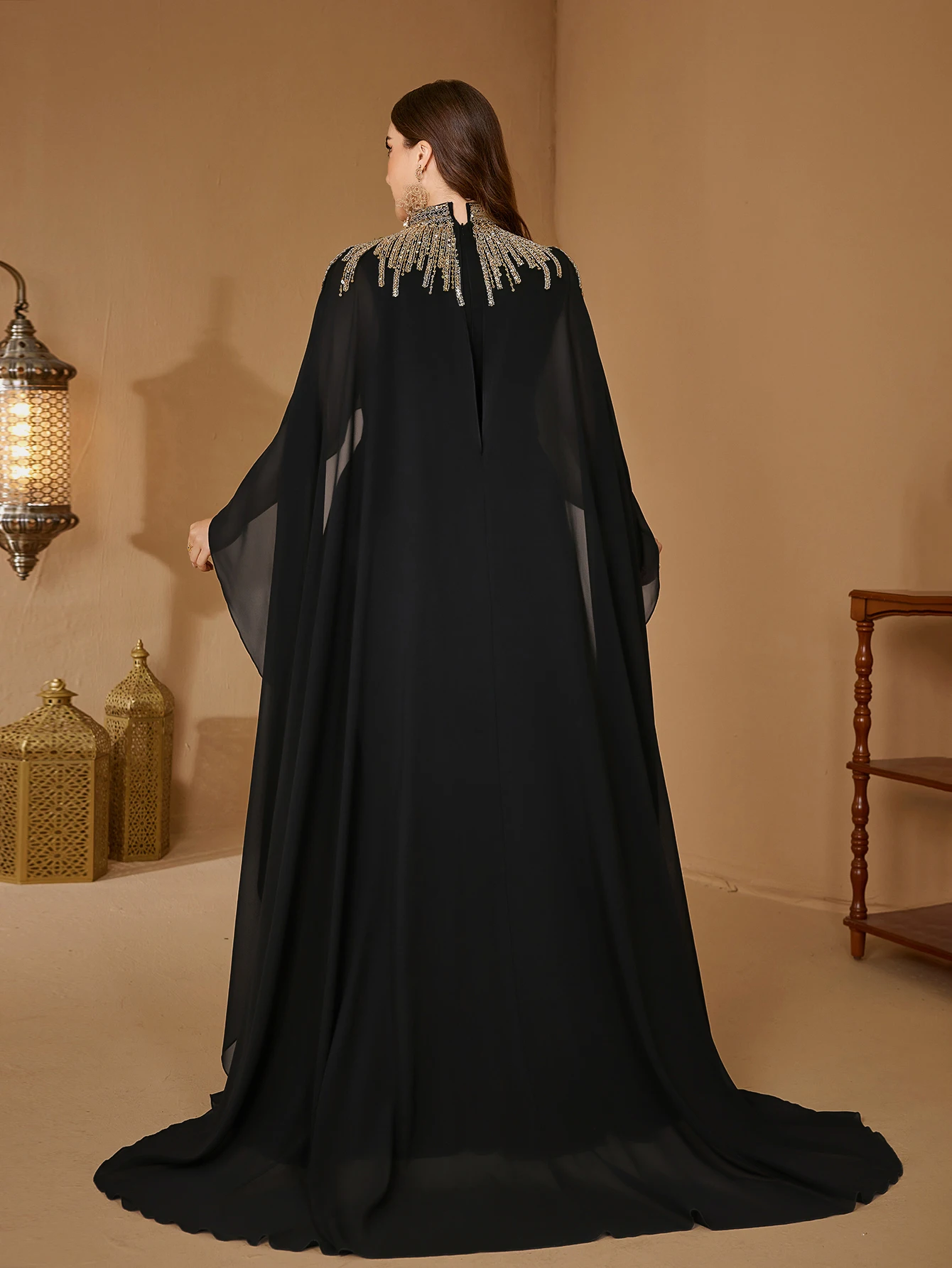 UNITHORSE Plus Women's Stand Collar Cape Sleeve Sequin Patchwork Slim-Fitting Chiffon Evening Dress