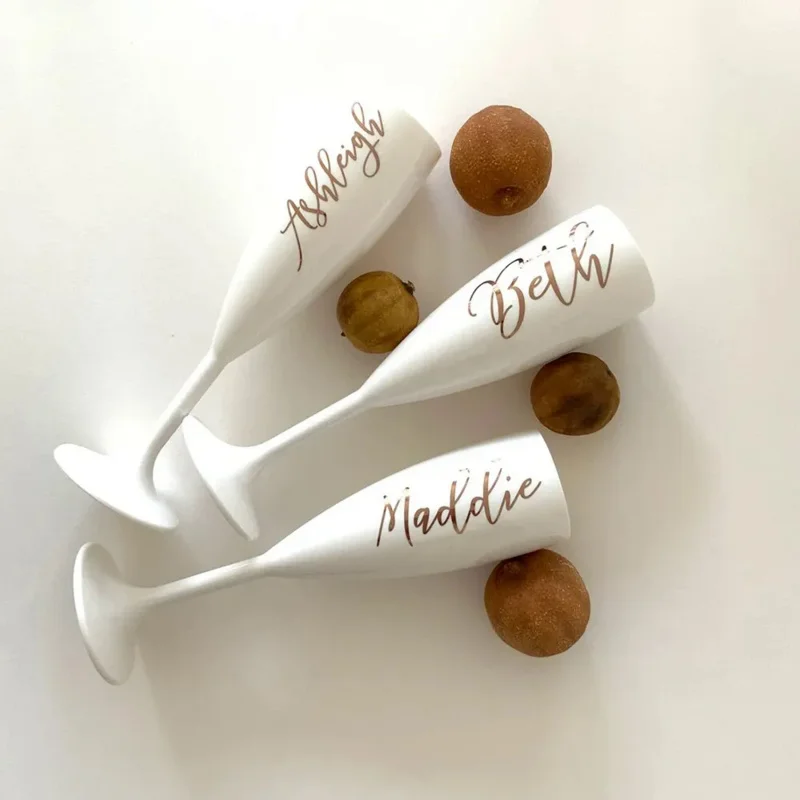 Flauta de champán personalizada/flautas para fiesta nupcial/flautas de champán de plástico blanco/fiesta de hora/regalos de dama de honor/flauta prosecco/nacimiento
