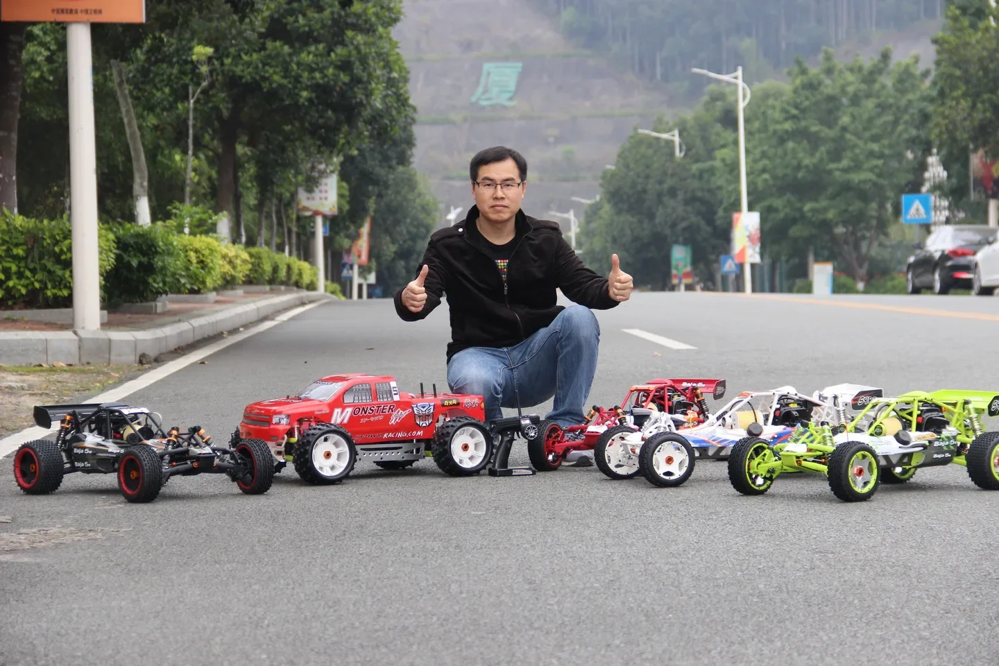 1/5 RC Truck Gas Powered with One-key Reverse function, w 30.5CC Engine, 2.4G Remote Controller