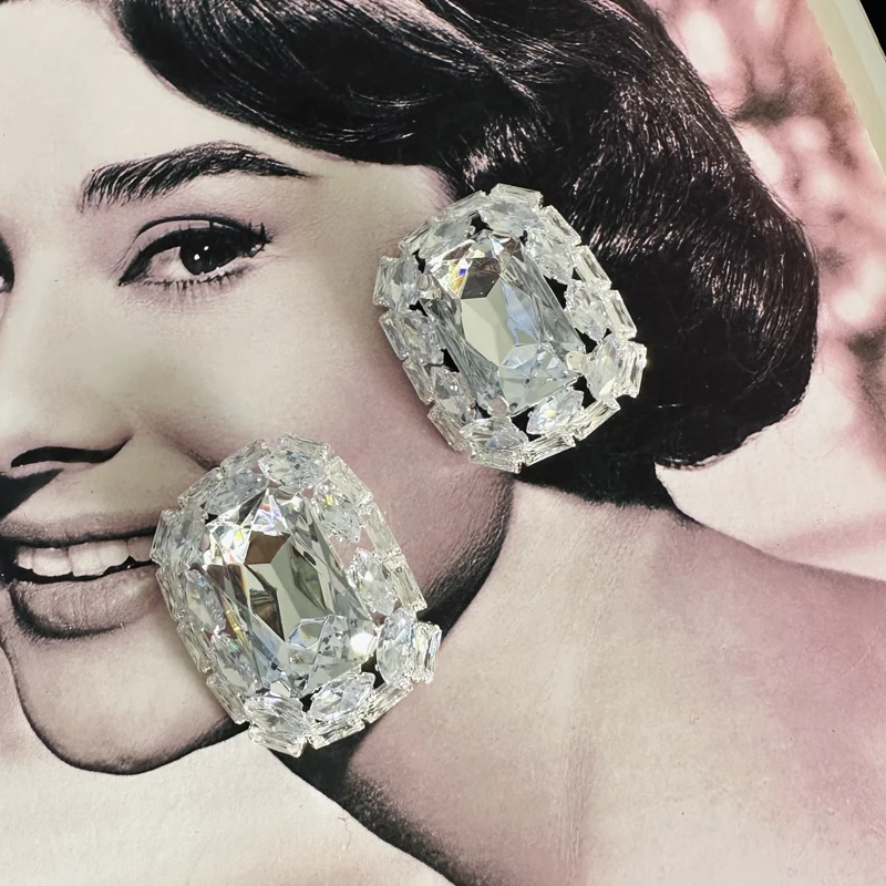 أقراط نسائية كبيرة لامعة بمشبك مربع لإكسسوارات مجوهرات الحفلات