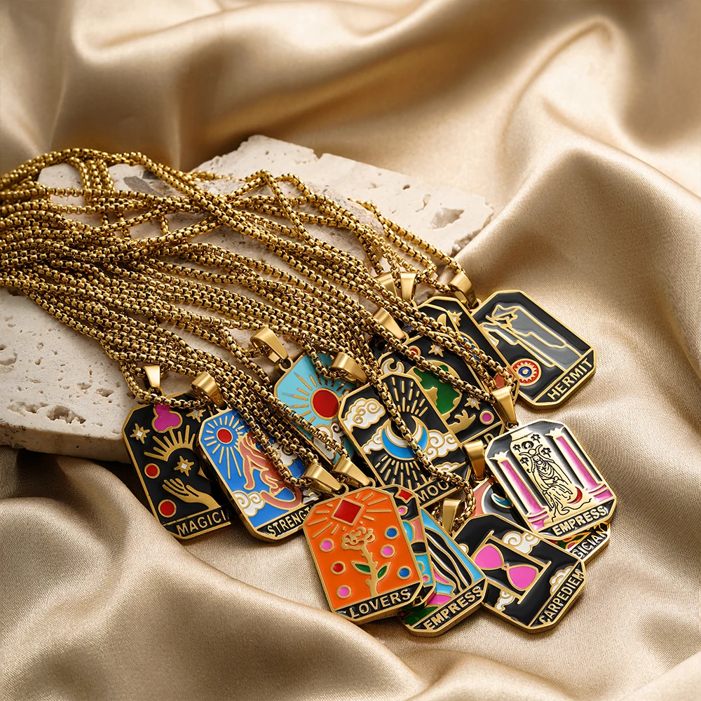 جديد بطاقة التارو قلادة الشمس ستار القمر الشيطان العين الإمبراطور قلادة لا تغيير لون مجوهرات من صلب لا يصدأ 18K مطلية بالذهب الديكور #3