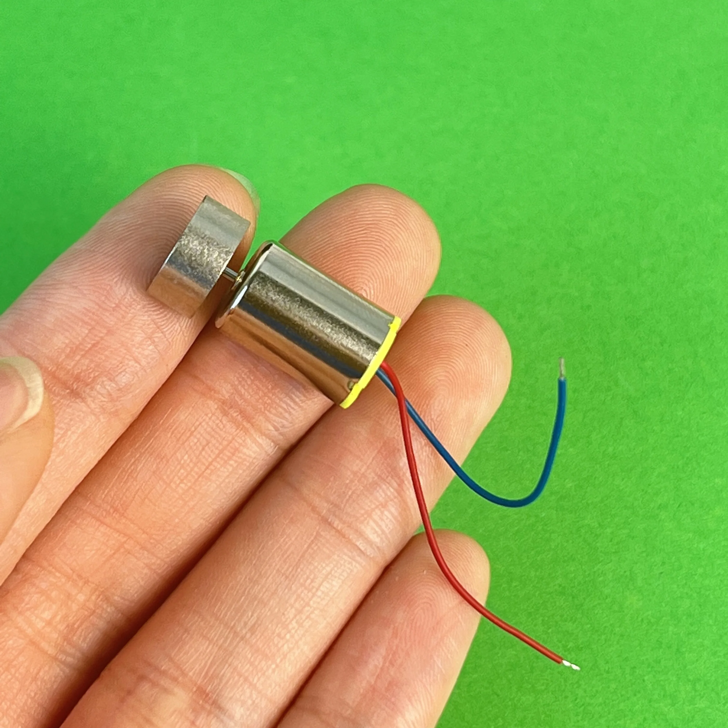 محرك اهتزاز صغير 3 فولت-6 فولت 10 × 15 ملم بدون قلب 1015 لعبة مدلك غمبد الجمال