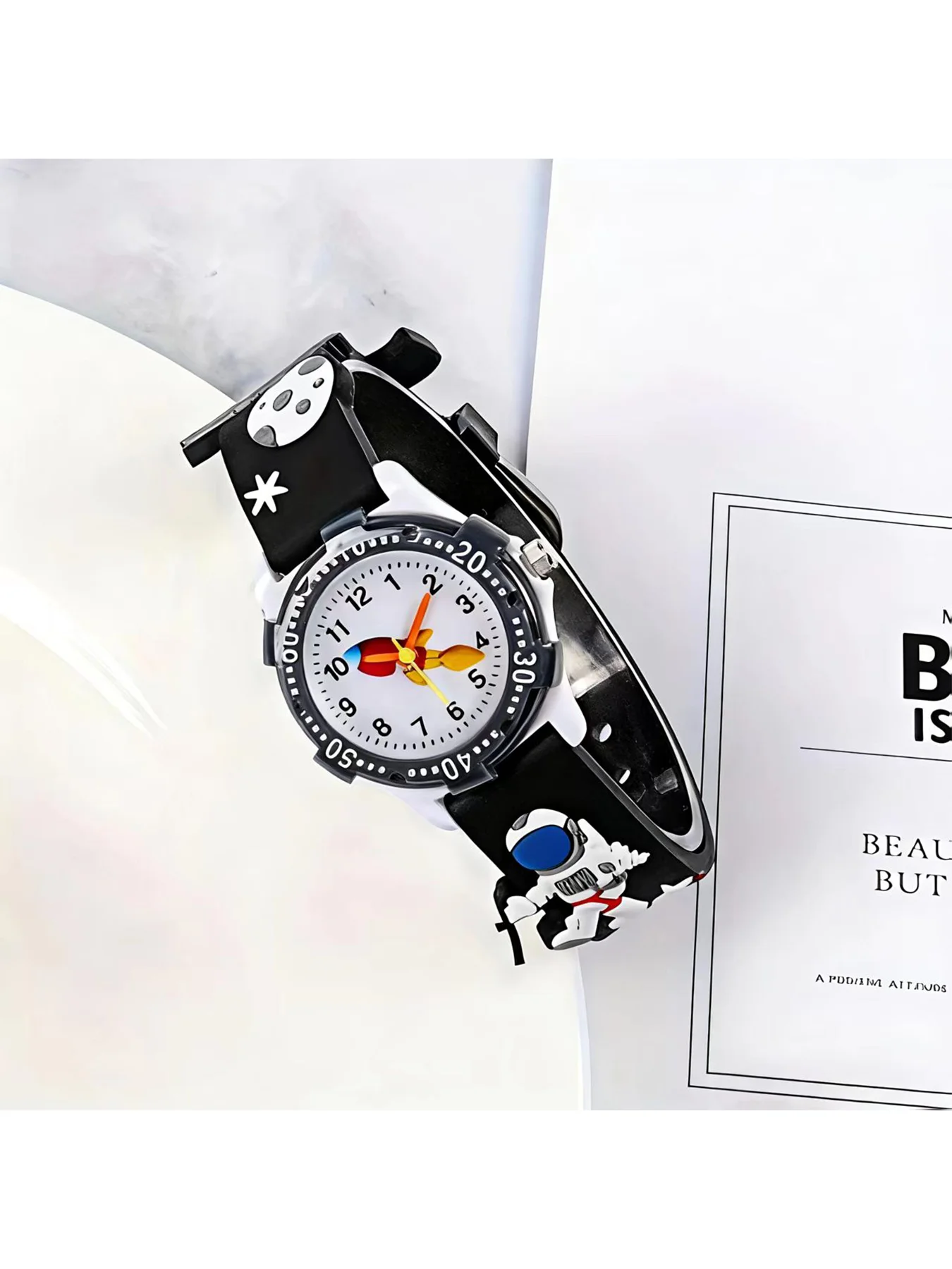 3D Space Astronaut & Rocket Design Silicone Strap Watch - 360° Rotating Bezel Analog Quartz Wristwatch