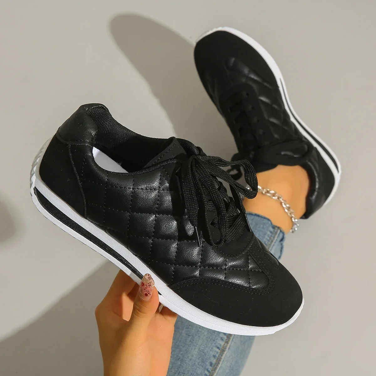 Women Sneakers Casual Lightweight Sneakers Women 2025 New All-match Running Breathable Sport Shoes for Women Zapatos De Mujer