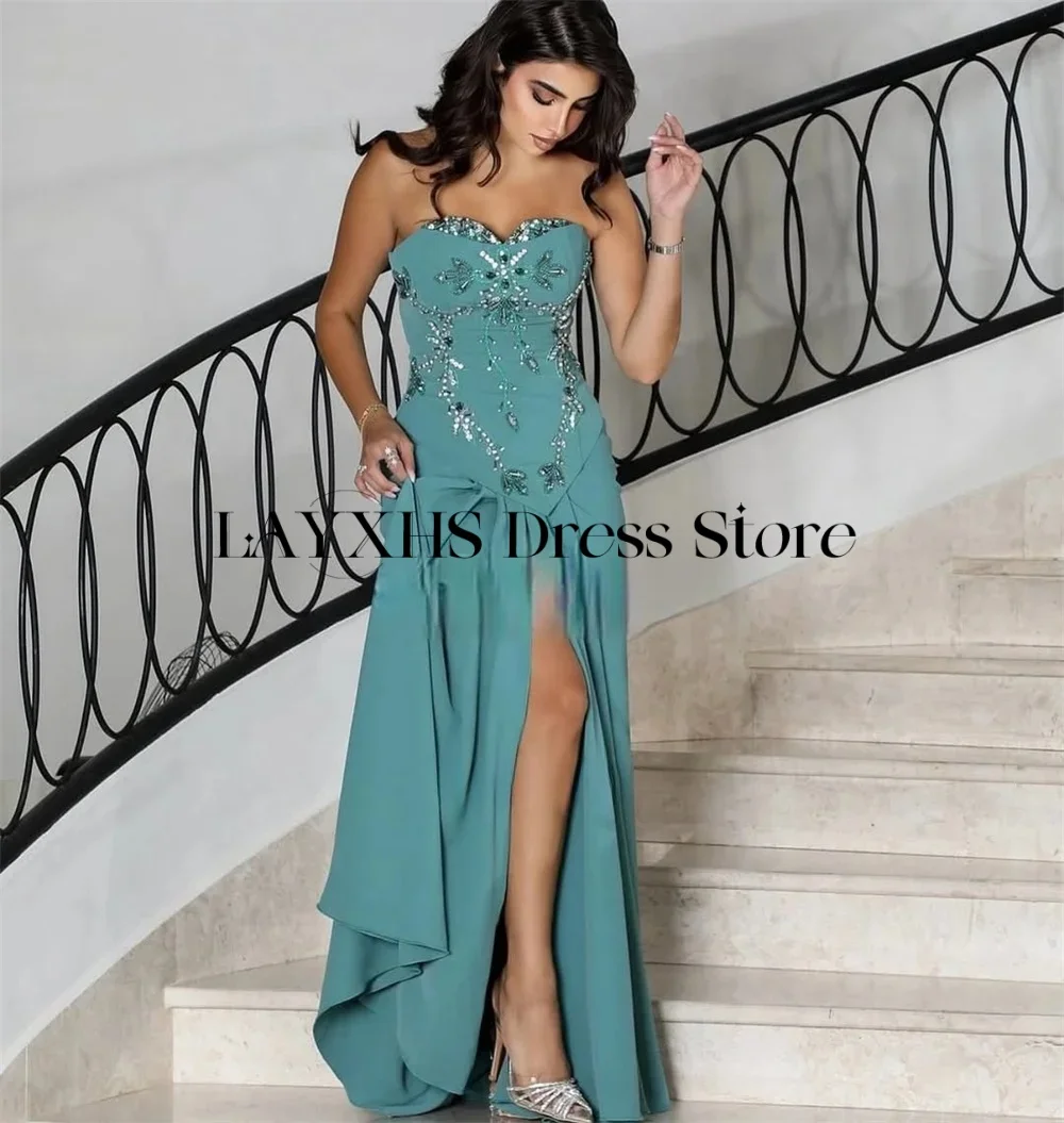 Luxuriöse herzförmige Abendkleider im Meerjungfrau-Stil, glänzende, mit Perlen besetzte Ballkleider mit Schlitz und Schlitz, individuell gestaltet