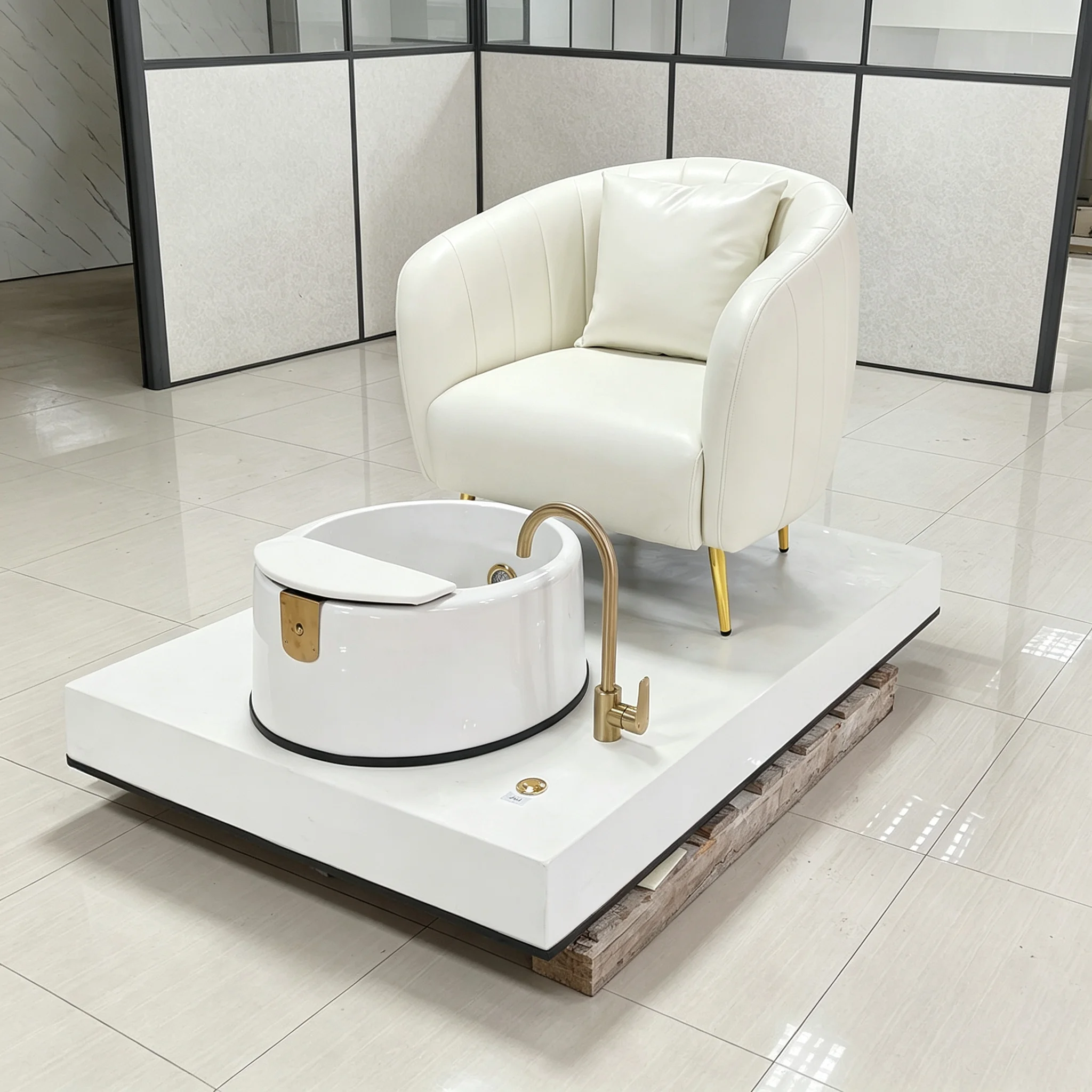 Luxury Pedicure Manicure Chair With Foot Basin Spa Foot Massage Reclining Sofa Beauty Salon Nail Salon Furniture