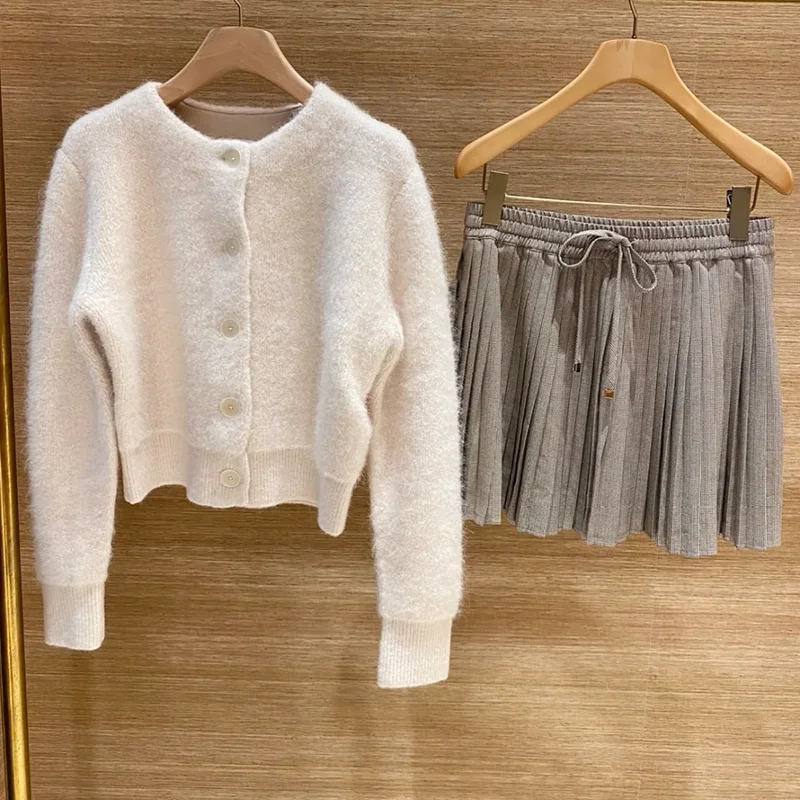 Heidd Commute Sle Long Sve round Ne Maglione lavorato a maglia Top versatile bianco a righe verticali per giovani donne in posizione...