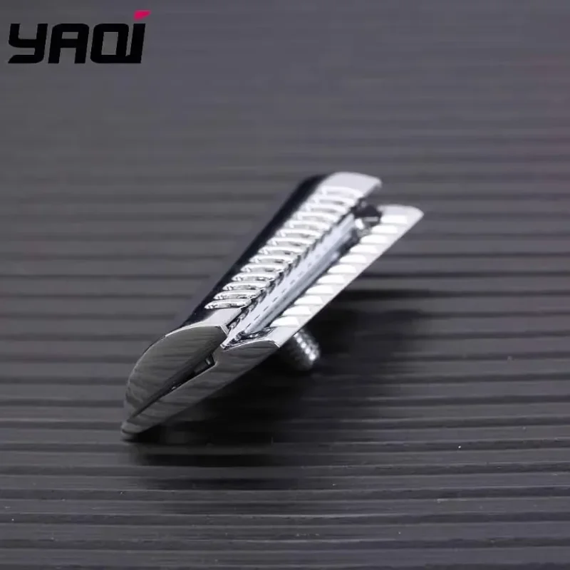 YAQI أعلى العدوانية الكروم اللون الرجال مزدوجة الحواف مائل السلامة الحلاقة رئيس الرجال الشعر نمط اللحية مشط أداة التبعي #3